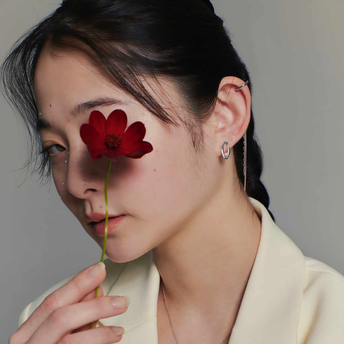 heal】ラフオーバルモチーフ＆パールピアス silver – h..Online Store