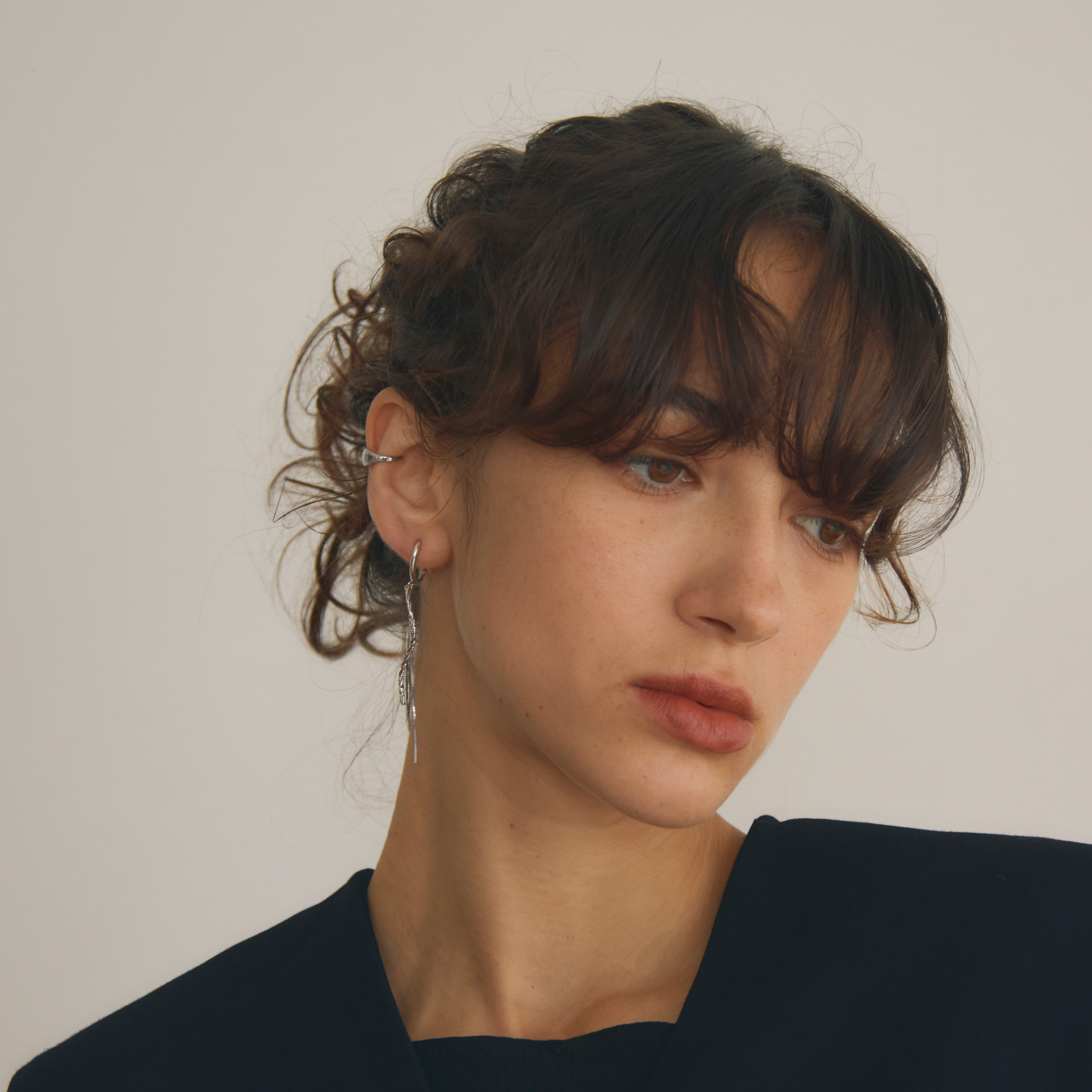 [herself] Urban Line Ear Cuff Silver