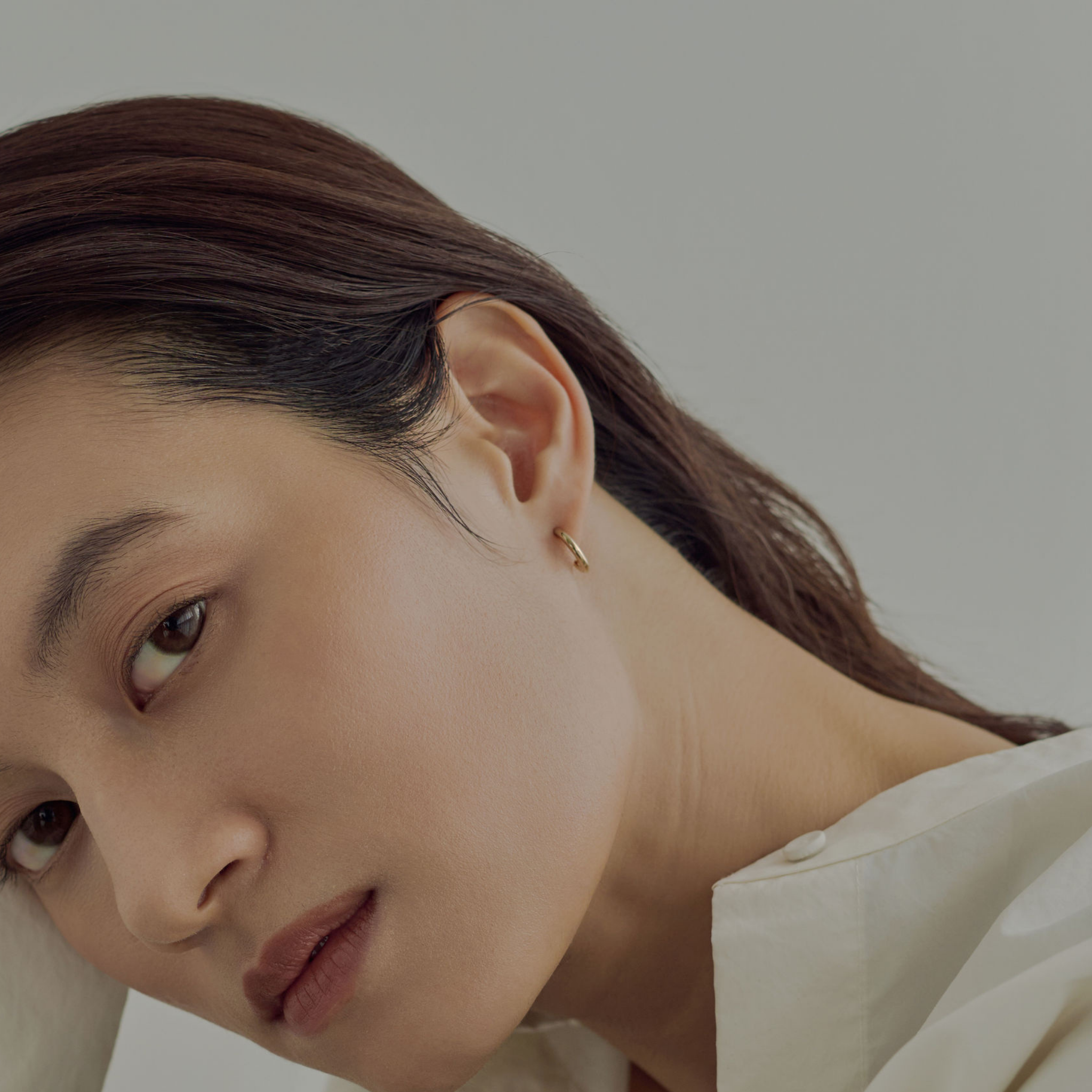 [hug] Simple hoop earrings gold