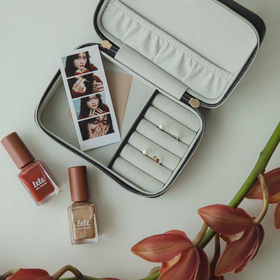 【h.. × lele】Christmas luxe BOX (ネイル2色＋リング2種+ジュエリーBOX)