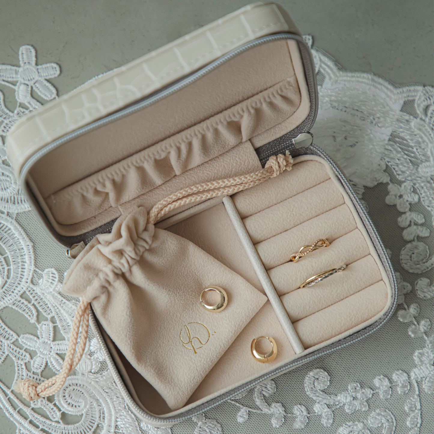 【2025 winter limited】ジュエリーBOX（アイボリー）