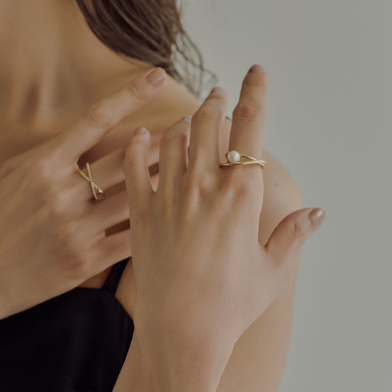 【harbinger】スパイラルパールリング gold