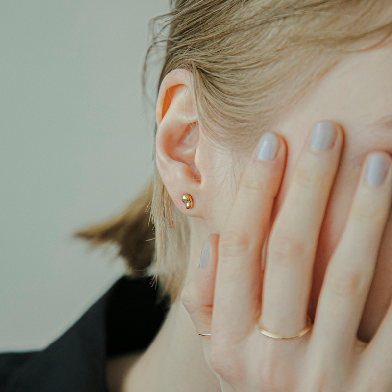 [hello] Drop earrings gold