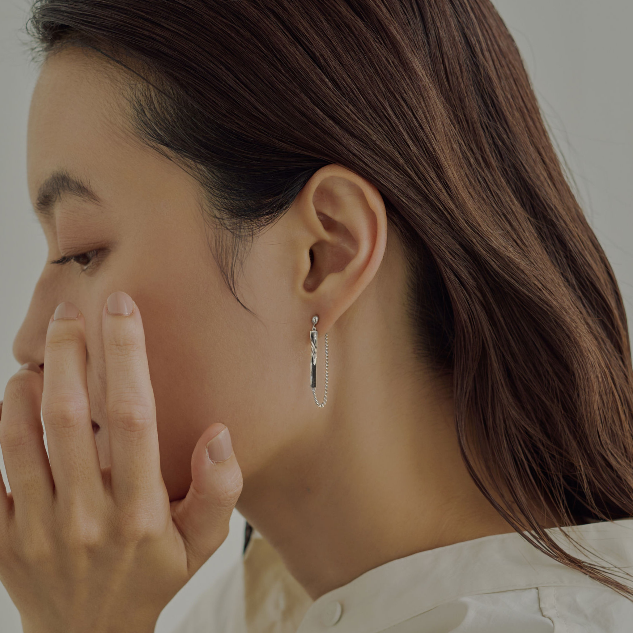 [breeze] Twist bar & chain earrings silver