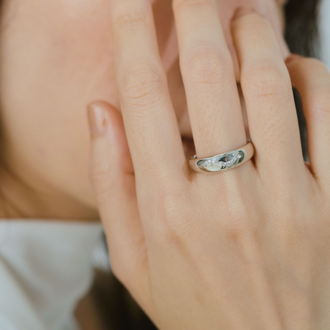 【bonbon】フローイングメレリング silver