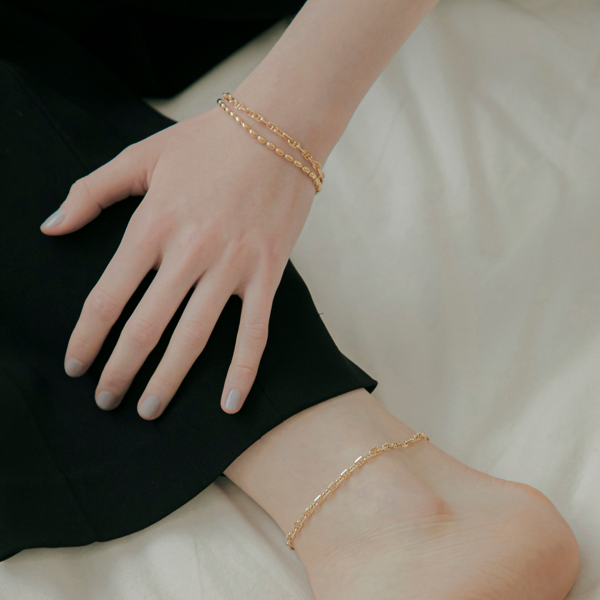 CH collection】オーバルボールチェーンブレスレット gold – h CH collection】オーバルボールチェーンブレスレット gold – h