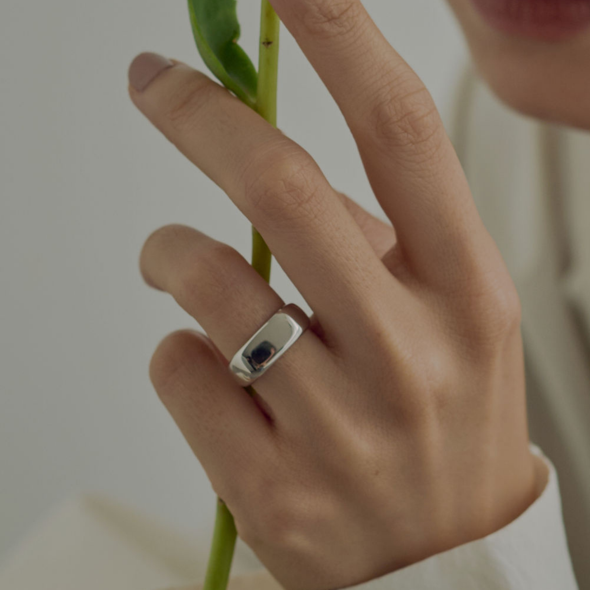 【hour】シグネットピンキーリング silver