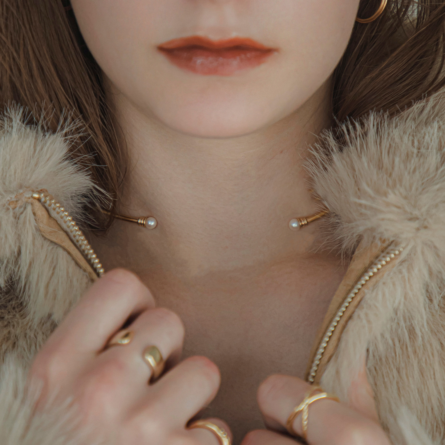 【anchor】パールネックカフ2.5mmリバーシブル gold